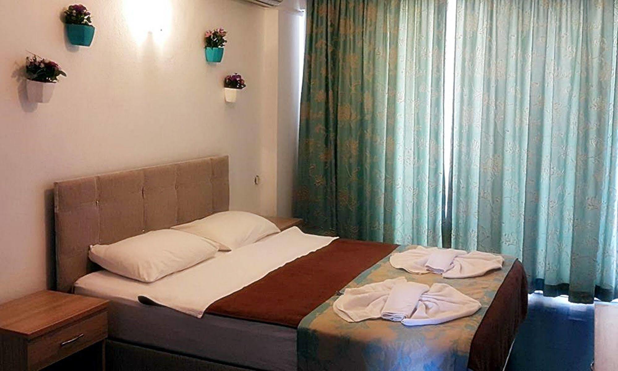 Angels Inn Мармарис Экстерьер фото